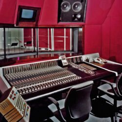 Mike's favorite console, a Harrison 3232C in Control A in 1984 Mike's favorite console