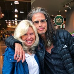 Liz arranging a gig with Aerosmith Liz arranging a gig with Aerosmith