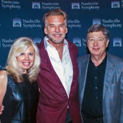 Kenny Loggins towers over Liz and Mike liz and mike with kenny loggins - TRC Studios